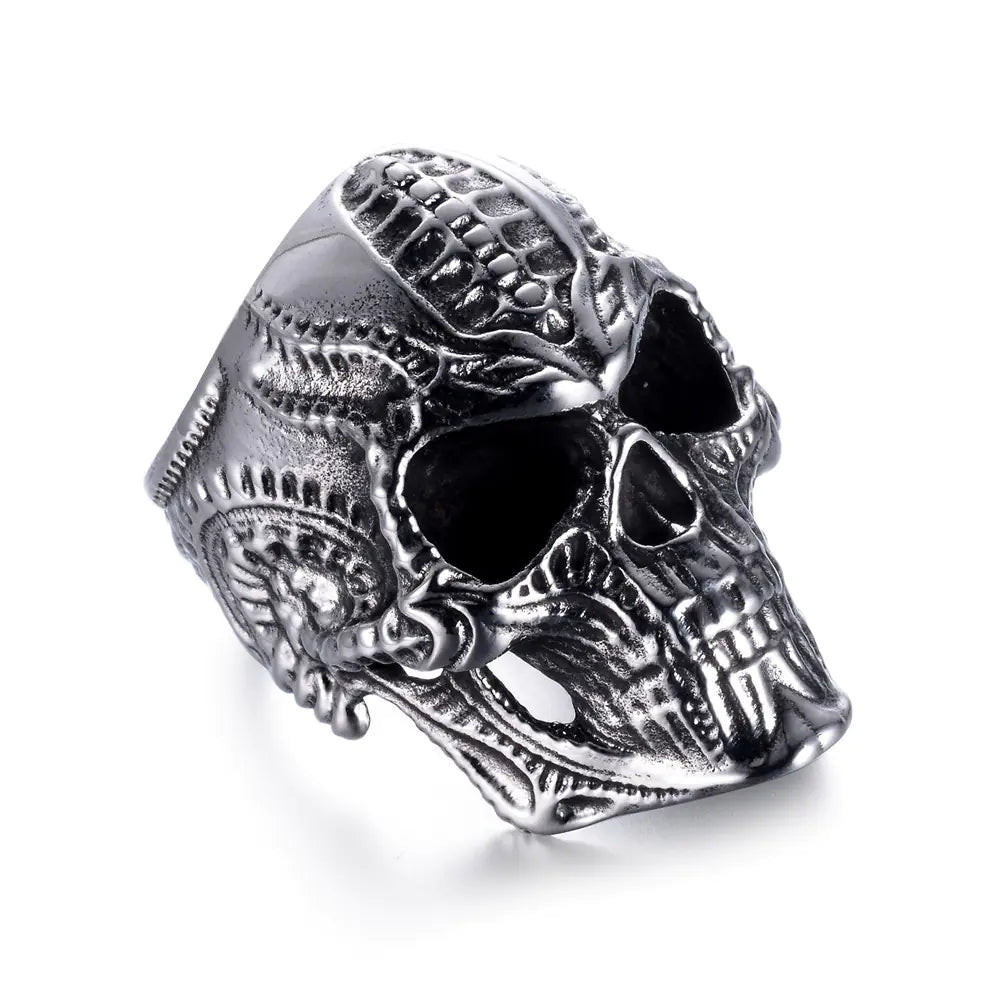 Rogue Skull Ring